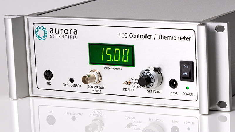 825B: TEC Controller / Thermometer